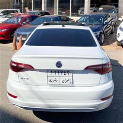 ڤۆڵکسواگن جێتا